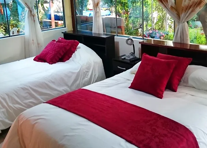 Hostal El Parque Tababela