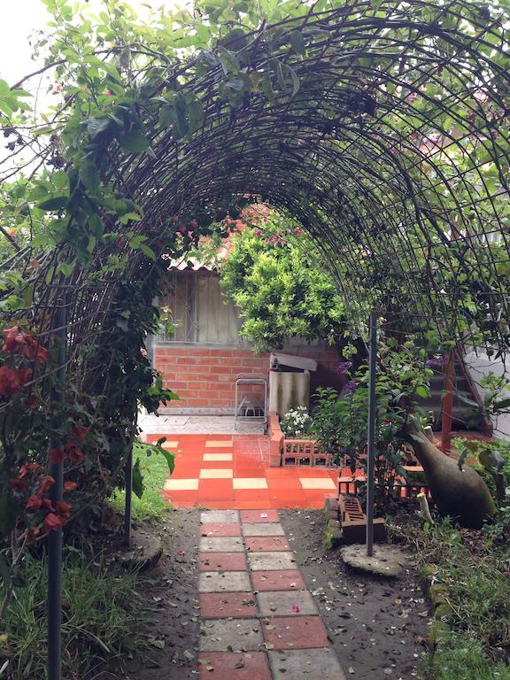 Hostel El Parque Tababela