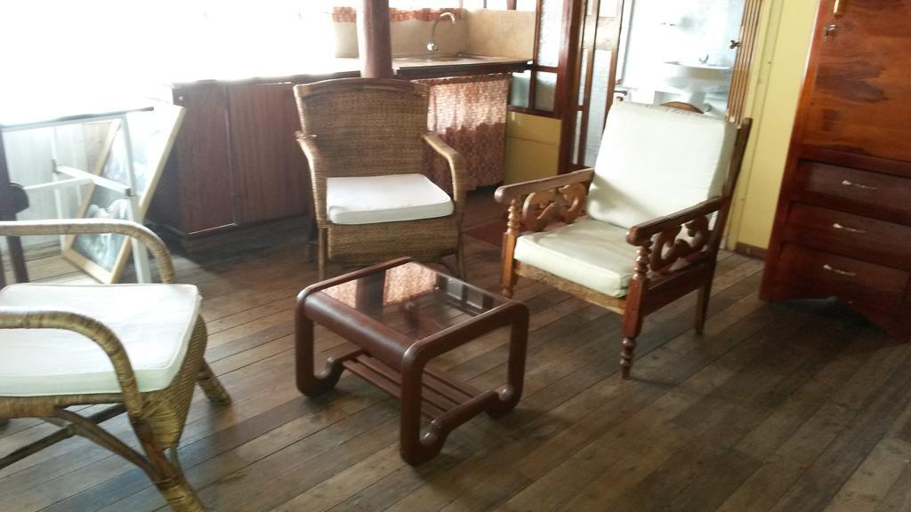 Hostal El Parque *