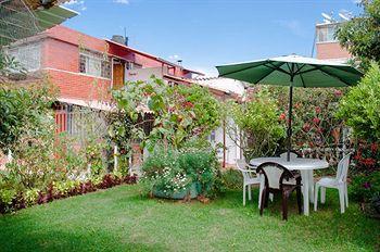 Hostal El Parque Tababela